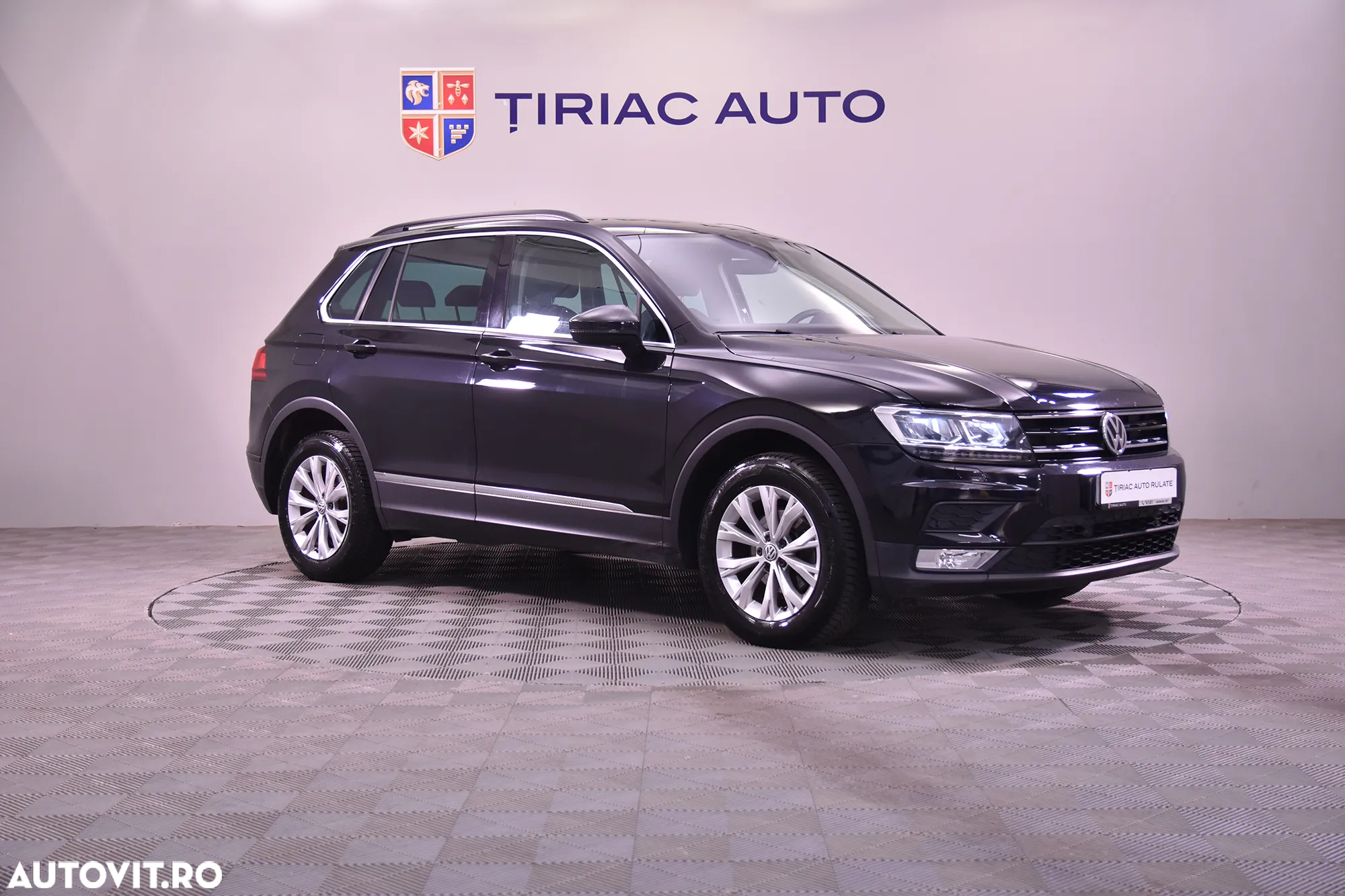 Volkswagen Tiguan - 7
