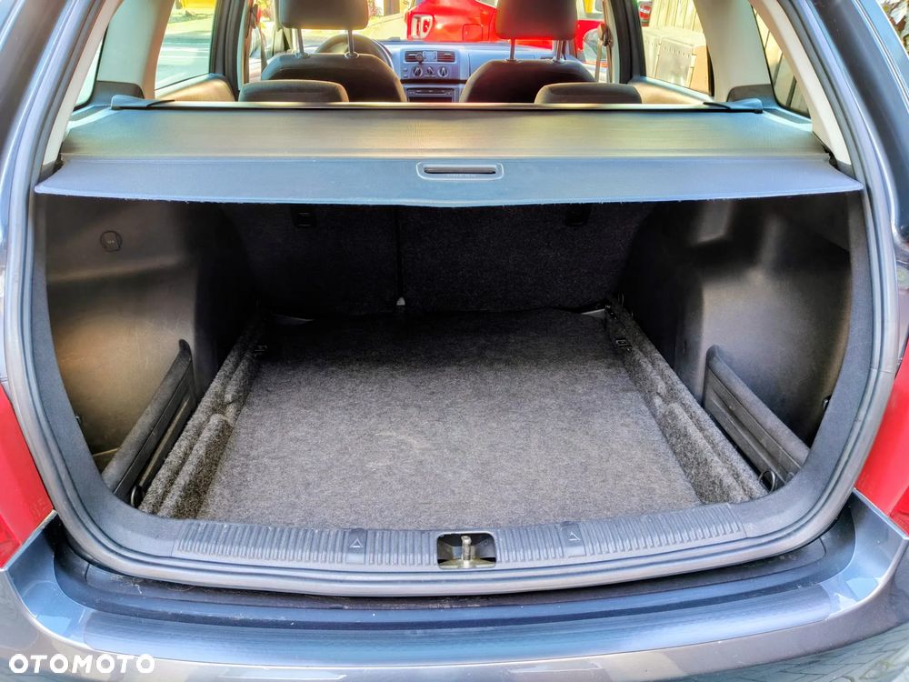 Skoda Fabia 1.2 HTP Active Green tec - 12