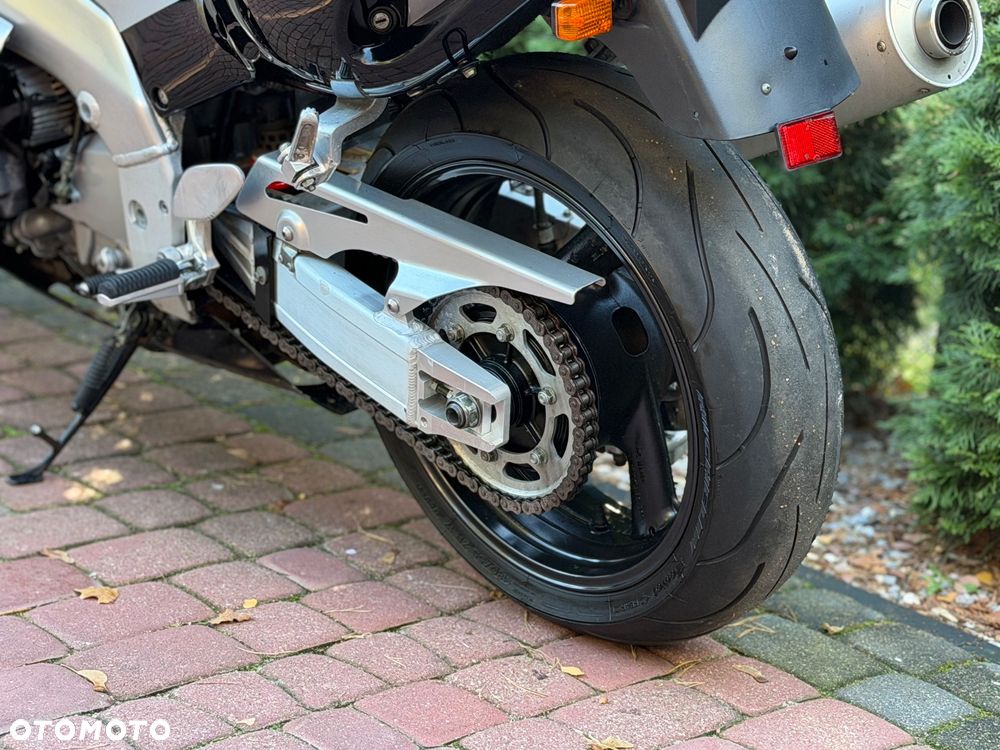 Yamaha YZF - 21