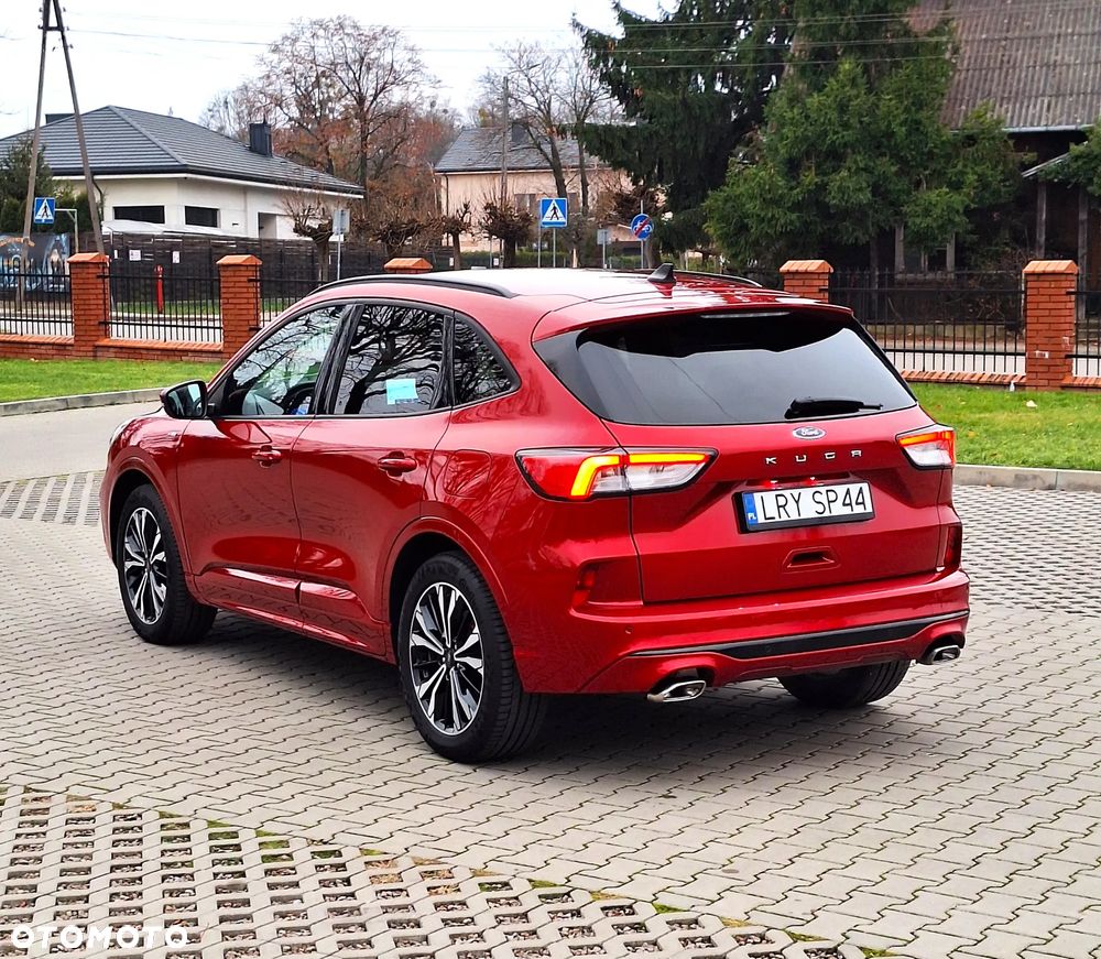 Ford Kuga 1.5 EcoBoost ST-LINE - 6