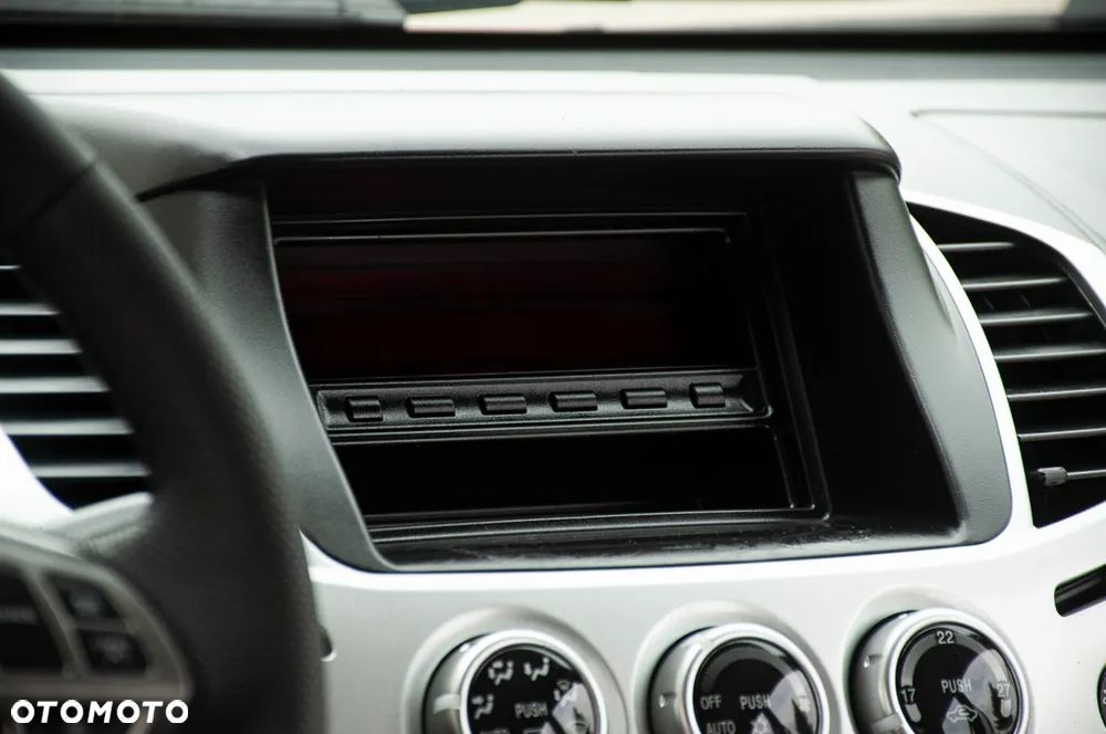 Mitsubishi L200 Pick Up 4x4 Intense Double Cab - 11