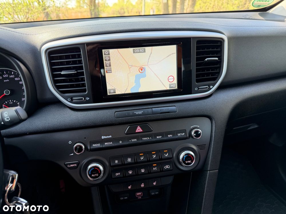 Kia Sportage 1.6 CRDI AWD VISION - 17