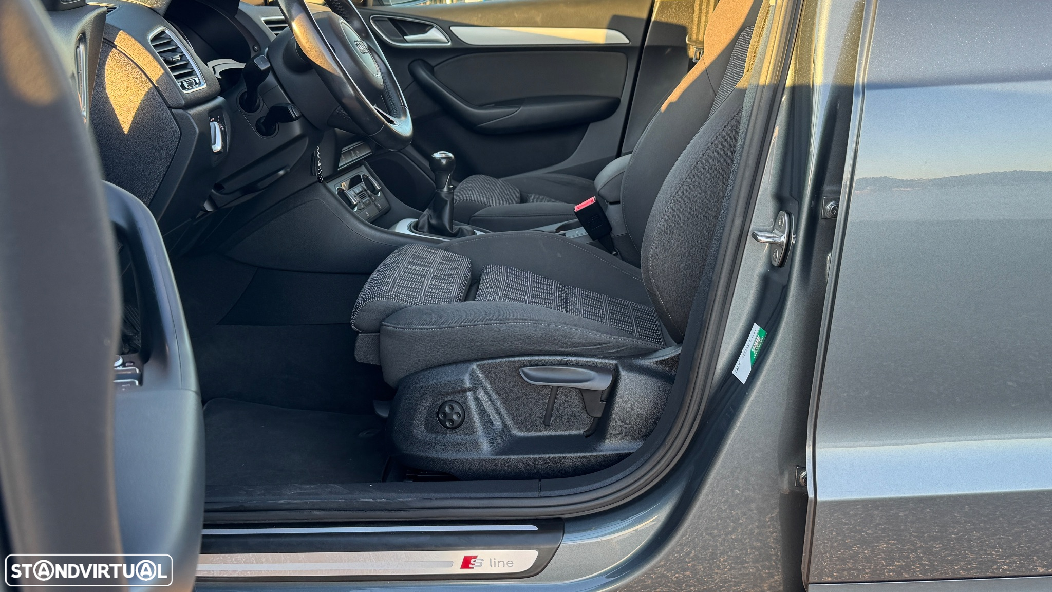 Audi Q3 2.0 TDI S-line - 6