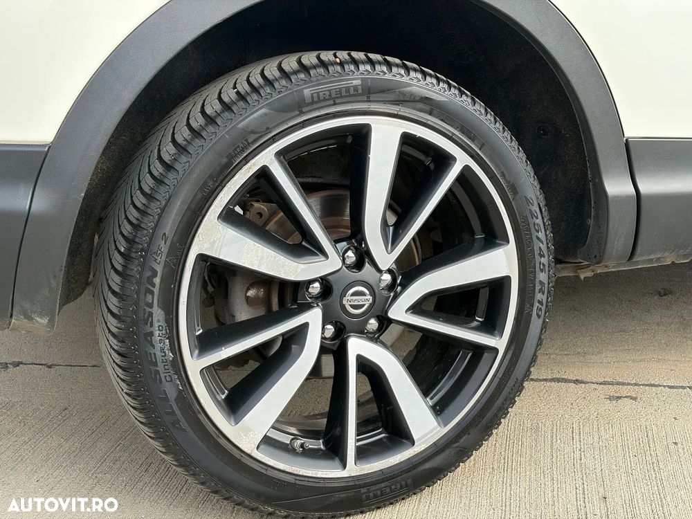 Nissan Qashqai 1.6 DCI TEKNA+ - 8