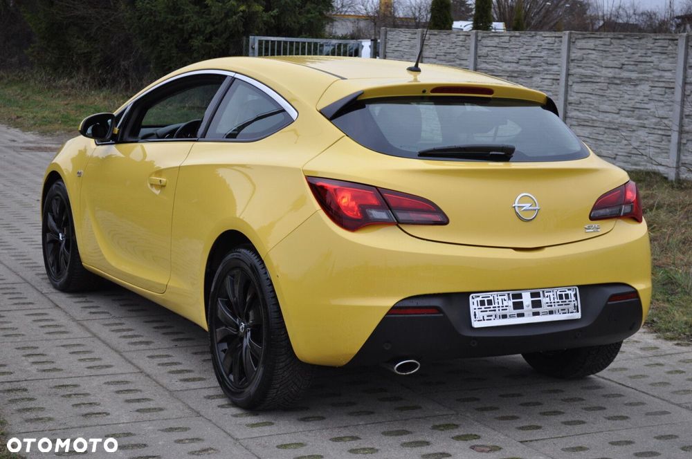 Opel Astra - 4