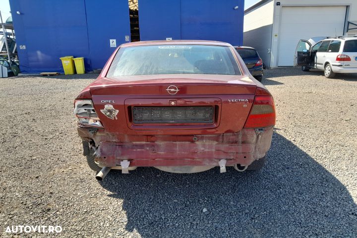 Dezmembrez Opel Vectra B [facelift] [1999 - 2002] Sedan 4-usi 1.8 MT - 4