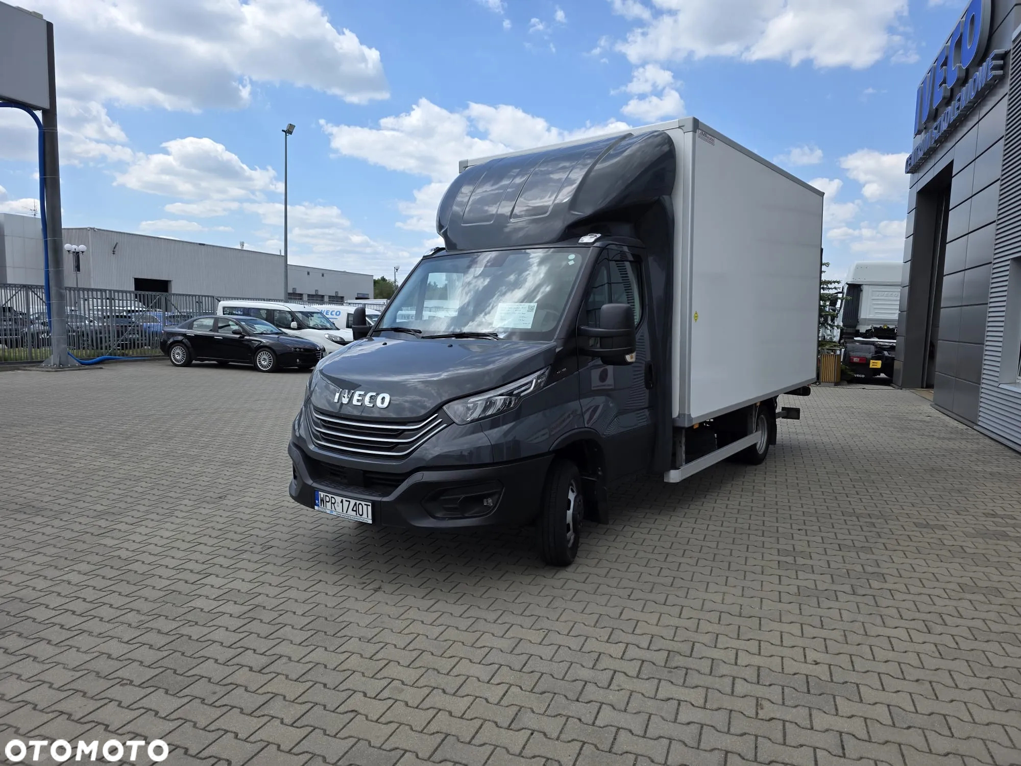 Iveco 50C18 Kontener z winda 1000 Kg 8EP Krajowy Ledy Nawigacja Wzmocniony - 5