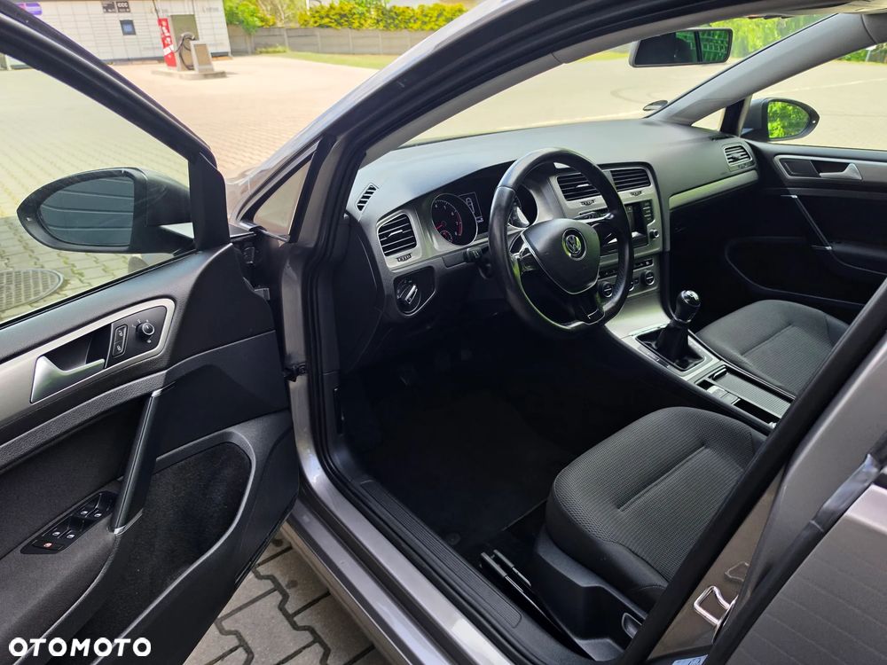 Volkswagen Golf - 7