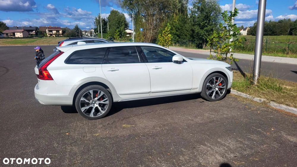 Volvo V90 Cross Country T6 AWD Ocean Race - 4