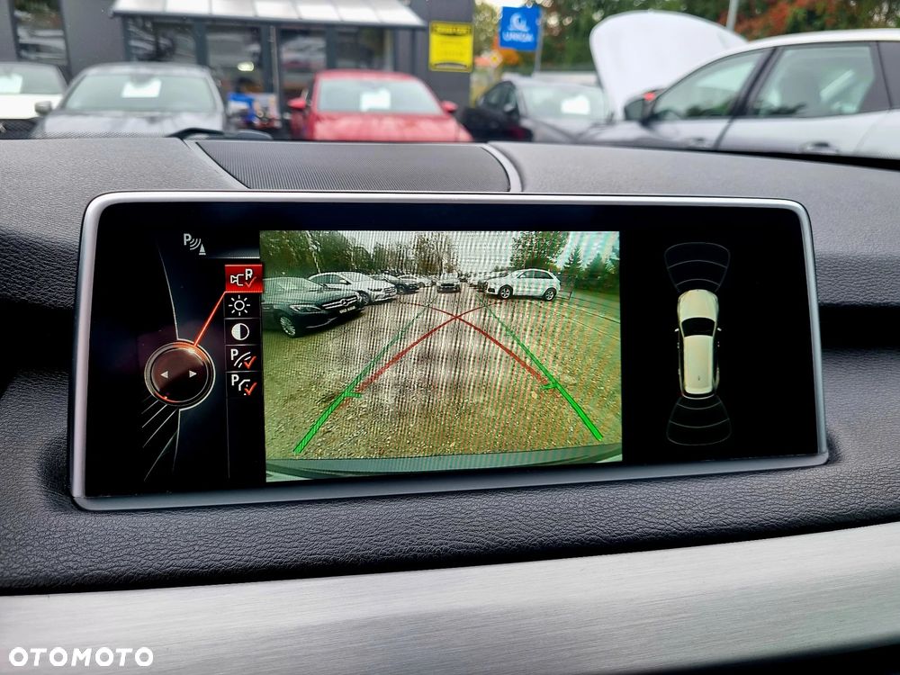 BMW X5 xDrive25d Sport-Aut - 24