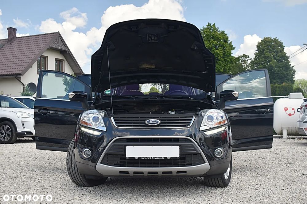 Ford Kuga 2.0 TDCi 2x4 Titanium - 12