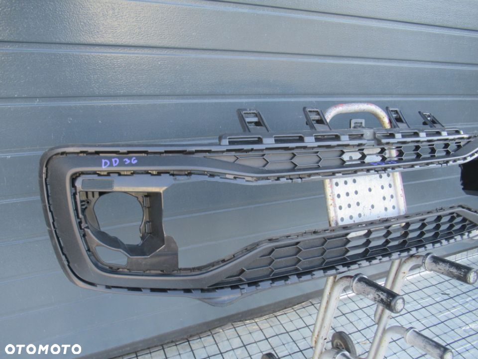 KRATKA PRZEDNIA ZDERZAKA VW VOLKSWAGEN UP! GTI LIFT 2016- - 2