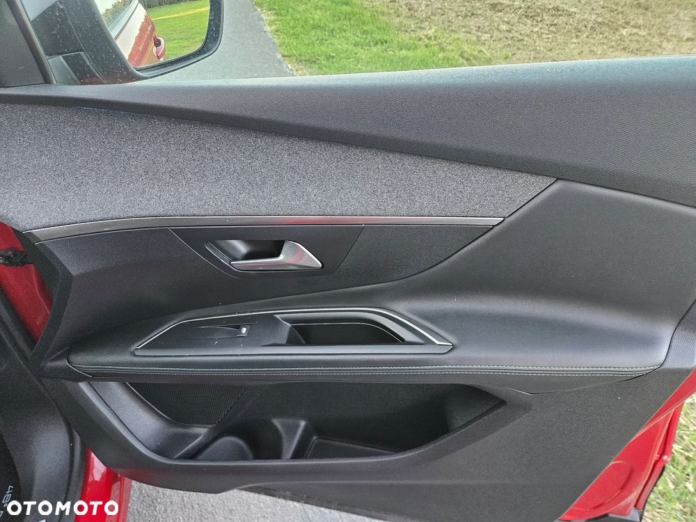 Peugeot 3008 PureTech 130 Stop & Start GPF Roadtrip - 17