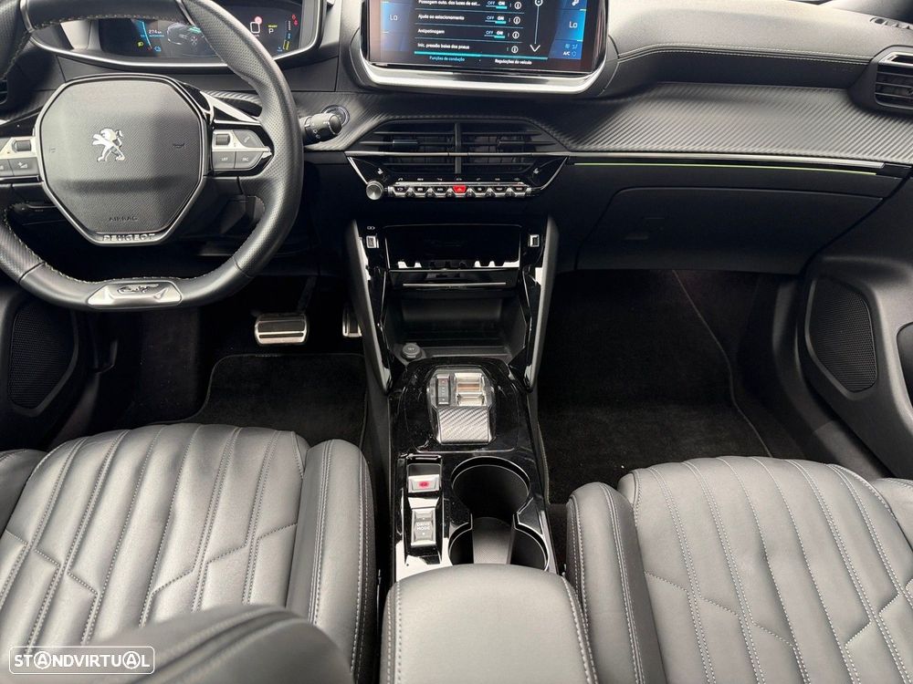 Peugeot e-2008 50 kWh GT Pack - 11