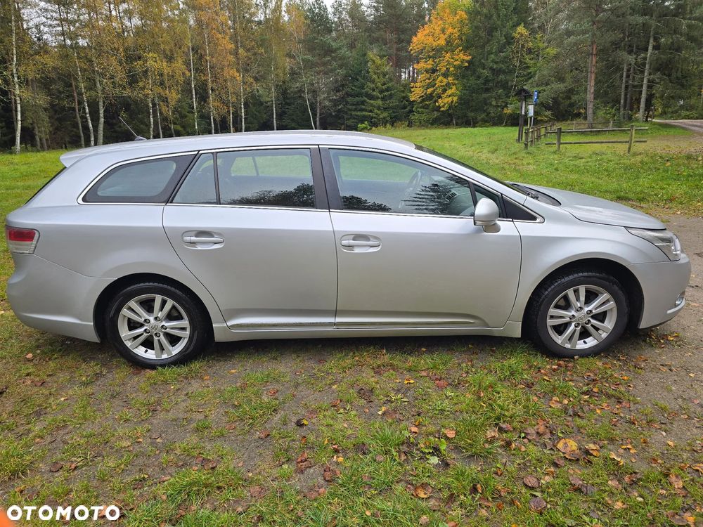 Toyota Avensis 2.0 D-4D - 3