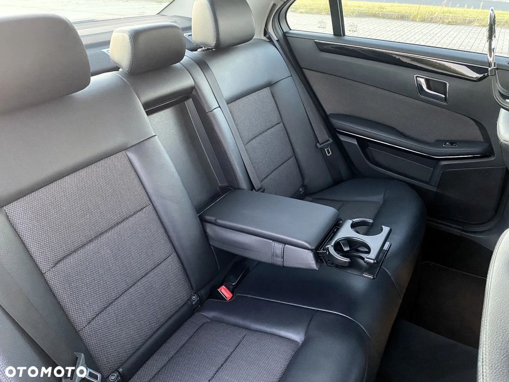 Mercedes-Benz Klasa E 200 CDI BlueEff Avantgarde - 11