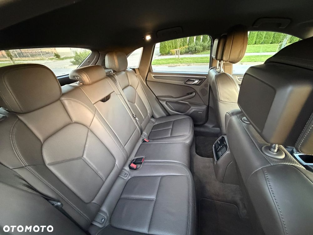 Porsche Macan Standard - 9