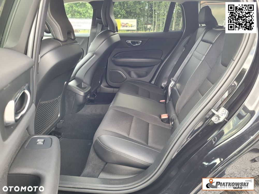 Volvo V60 D3 Momentum Pro - 23