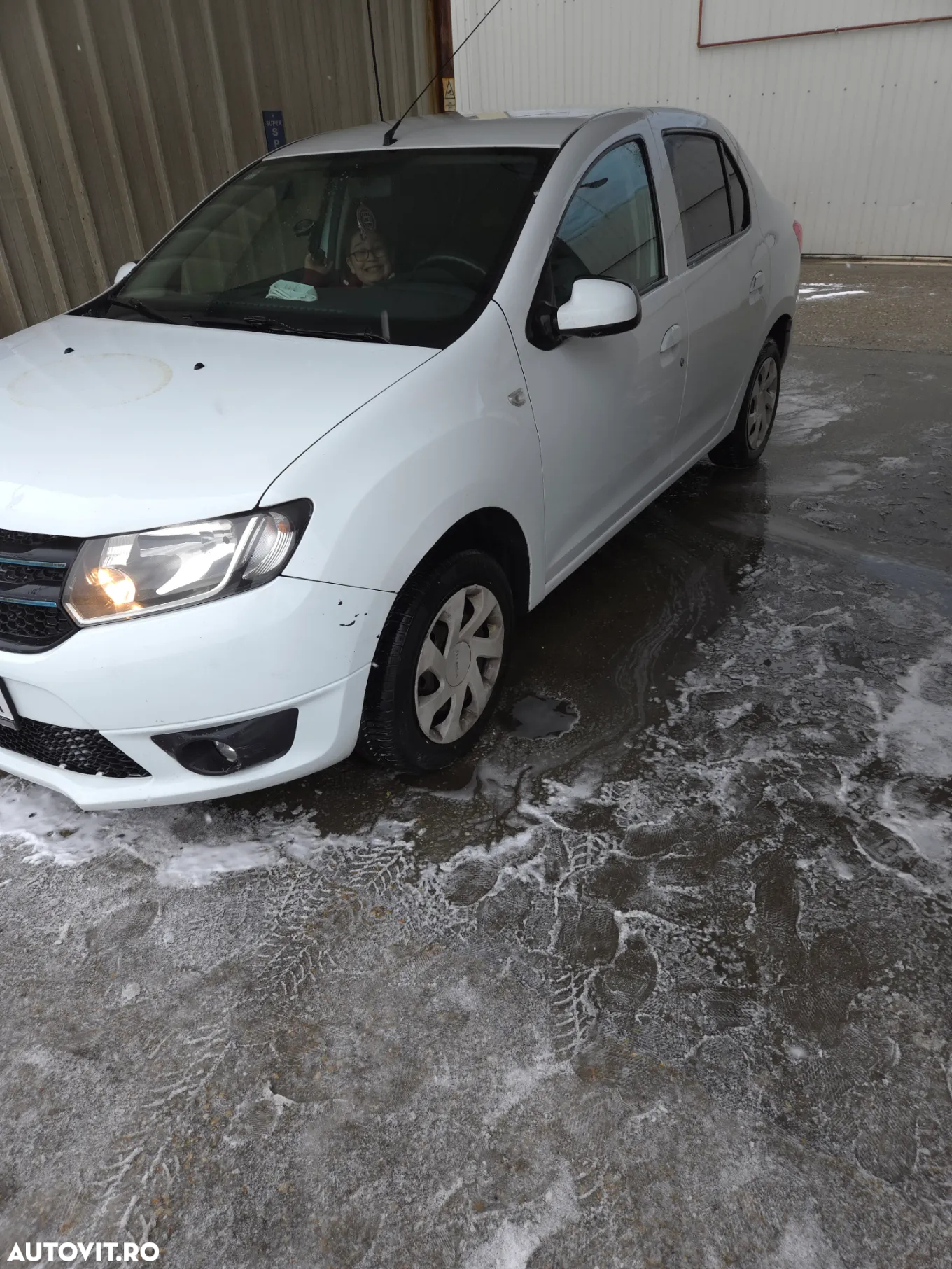 Dacia Logan 1.2 75CP Ambiance - 7
