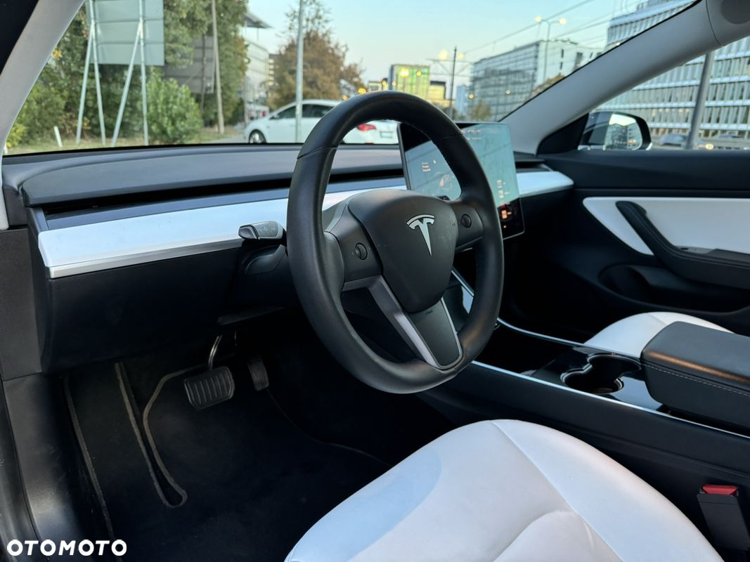 Tesla Model 3 Allradantrieb Dual Motor - 13