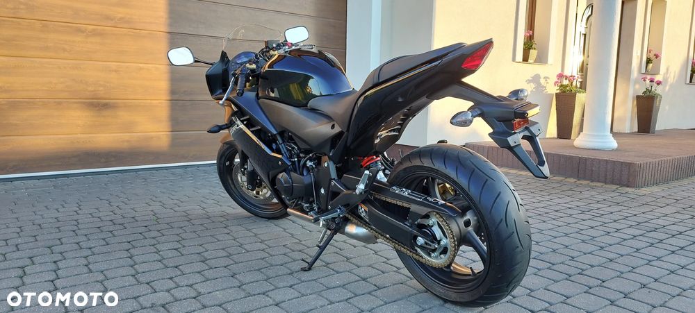Honda CBR - 14