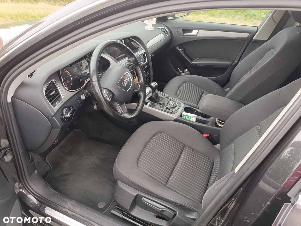 Audi A4 Avant 2.0 TDI - 12