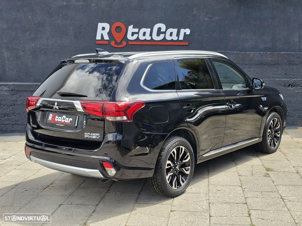 Mitsubishi Outlander 2.0 Intense Navi - 14