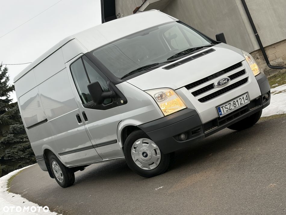 Ford Transit - 1