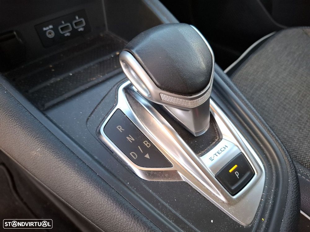 Renault Captur 1.6 E-Tech Plug-In Exclusive - 16