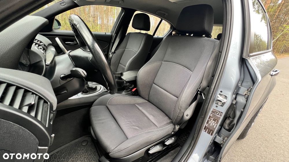 BMW Seria 1 - 18