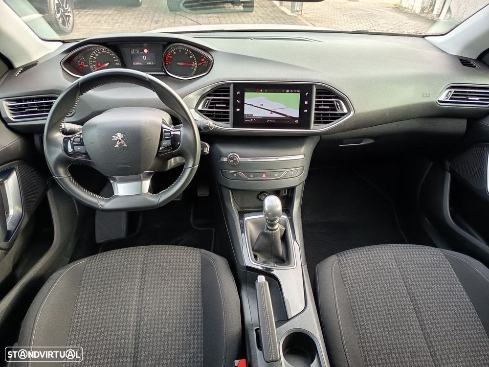 Peugeot 308 1.2 PureTech Style - 16