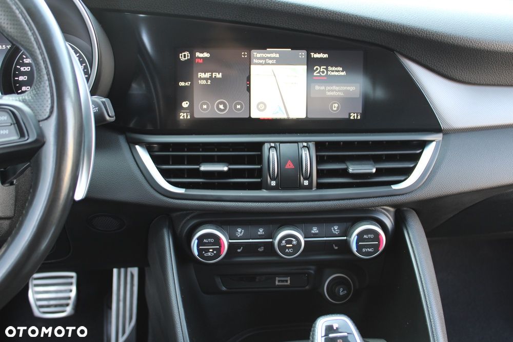 Alfa Romeo Giulia 2.0 Turbo 16V AT8-Q4 Veloce Ti - 35