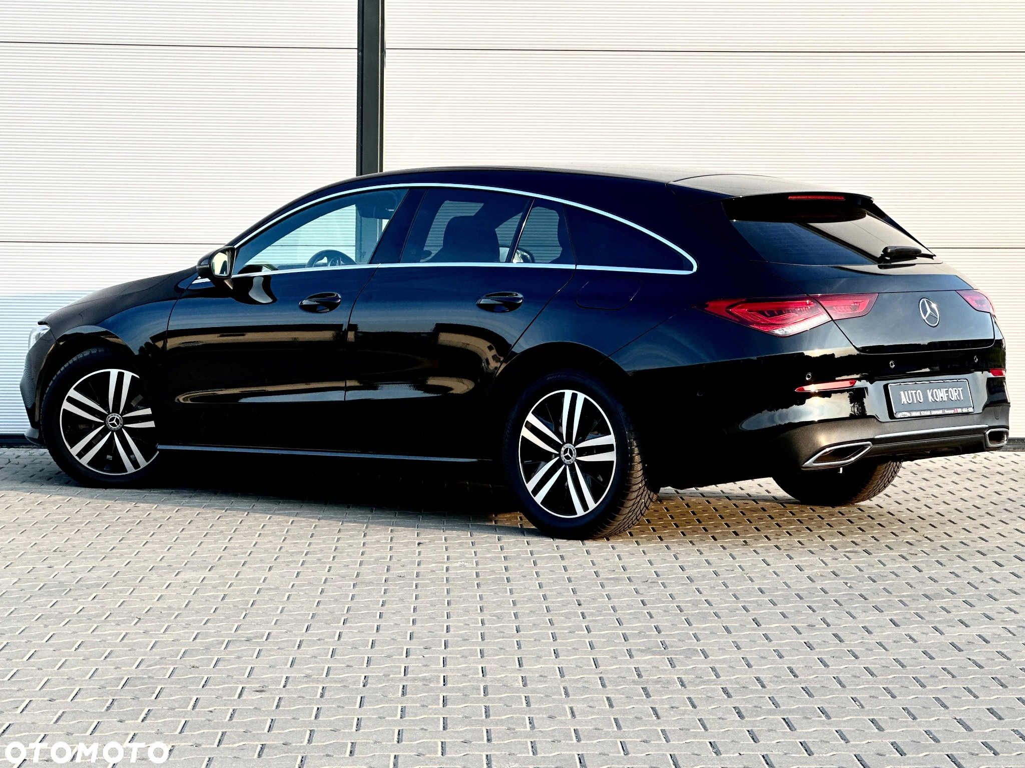 Mercedes-Benz CLA 200 d Shooting Brake 8G-DCT - 16