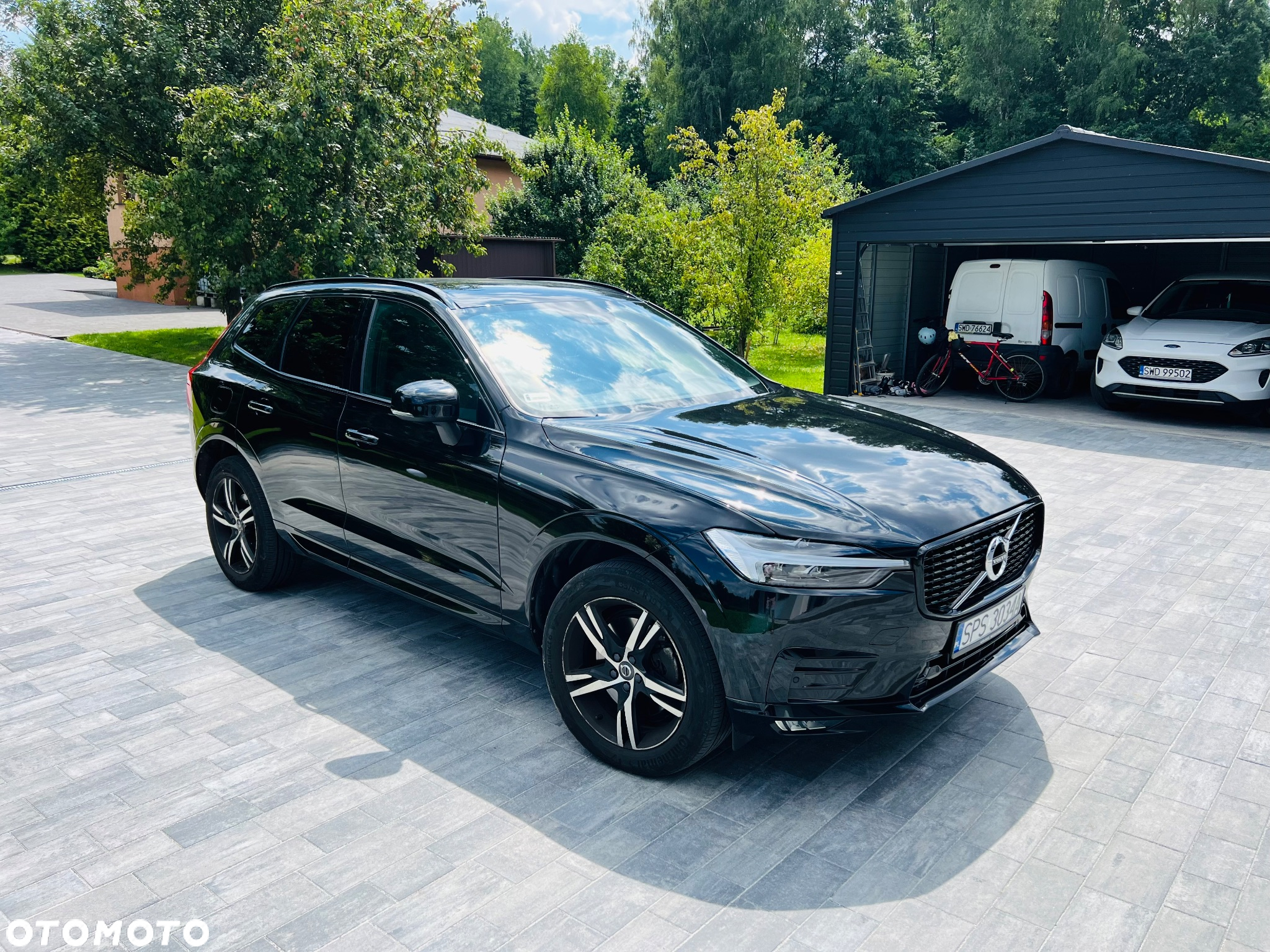 Volvo XC 60 T4 R-Design - 2