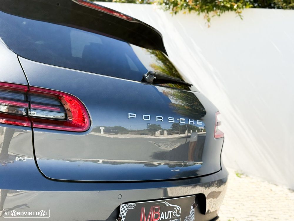 Porsche Macan S - 10