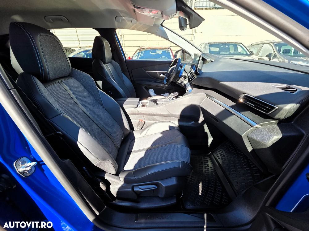 Peugeot 3008 Plug-In Hybrid 225 e-EAT8 Allure Pack - 14