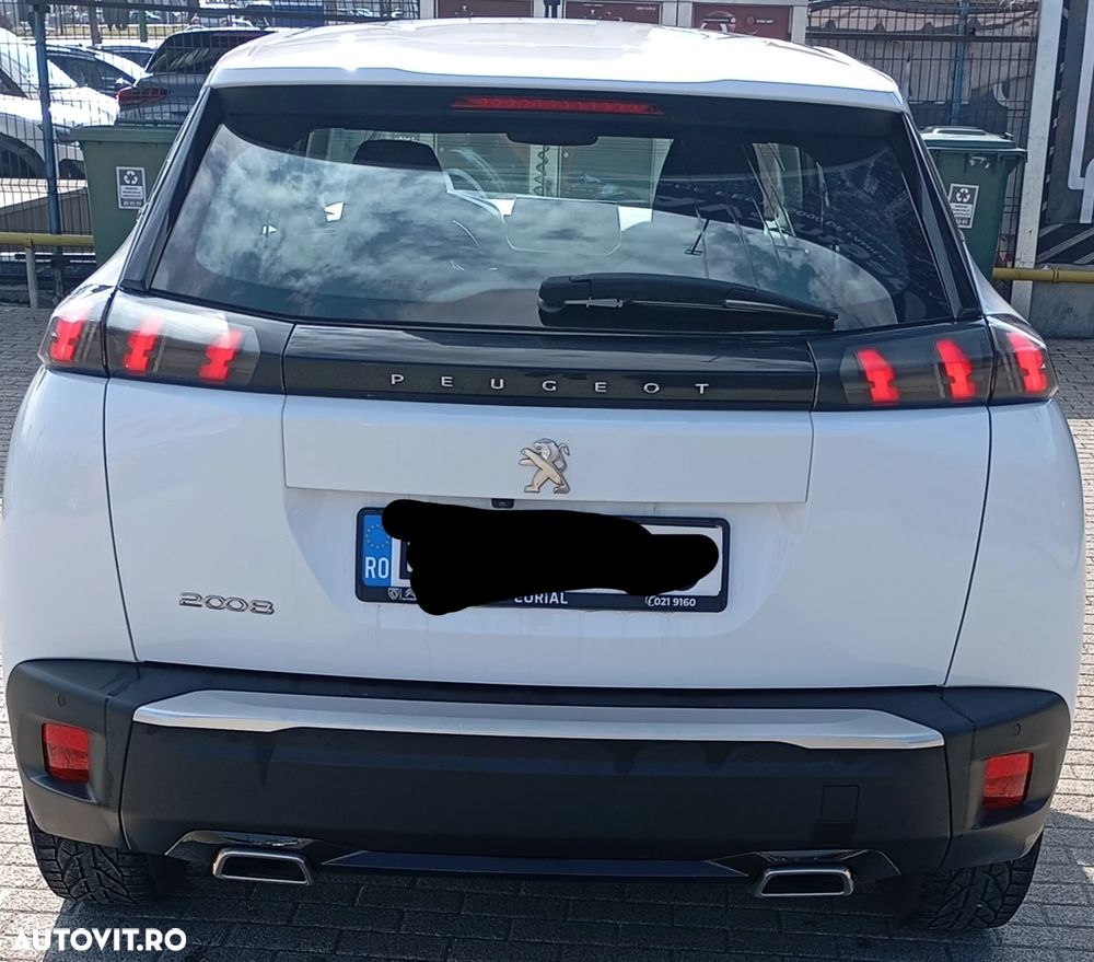 Peugeot 2008 1.2 PureTech Turbo S&S Active - 8