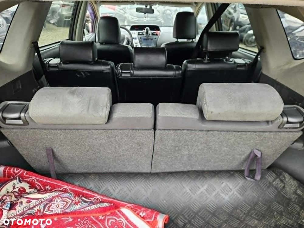 Toyota Prius+ (Hybrid) Executive - 9