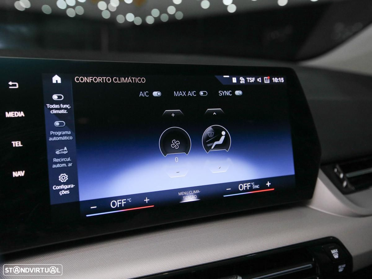 BMW 225xe Active Tourer e xDrive - 20