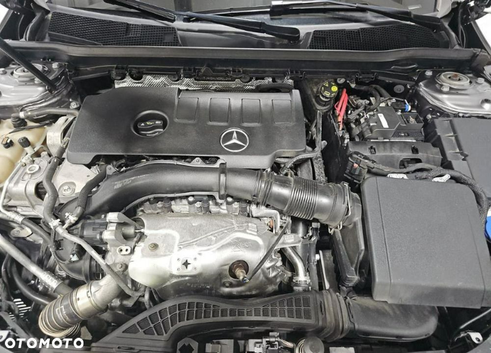 Mercedes-Benz CLA 250 4-Matic AMG Line 7G-DCT - 11