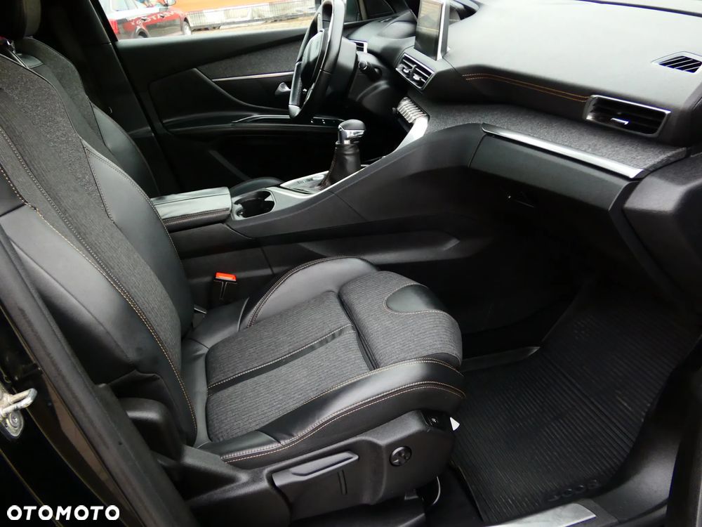 Peugeot 5008 BlueHDI 150 Stop & Start Business-Line - 17