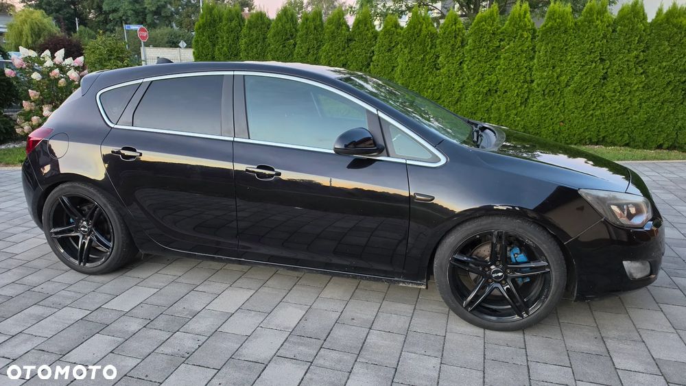 Opel Astra 1.6 Turbo - 7