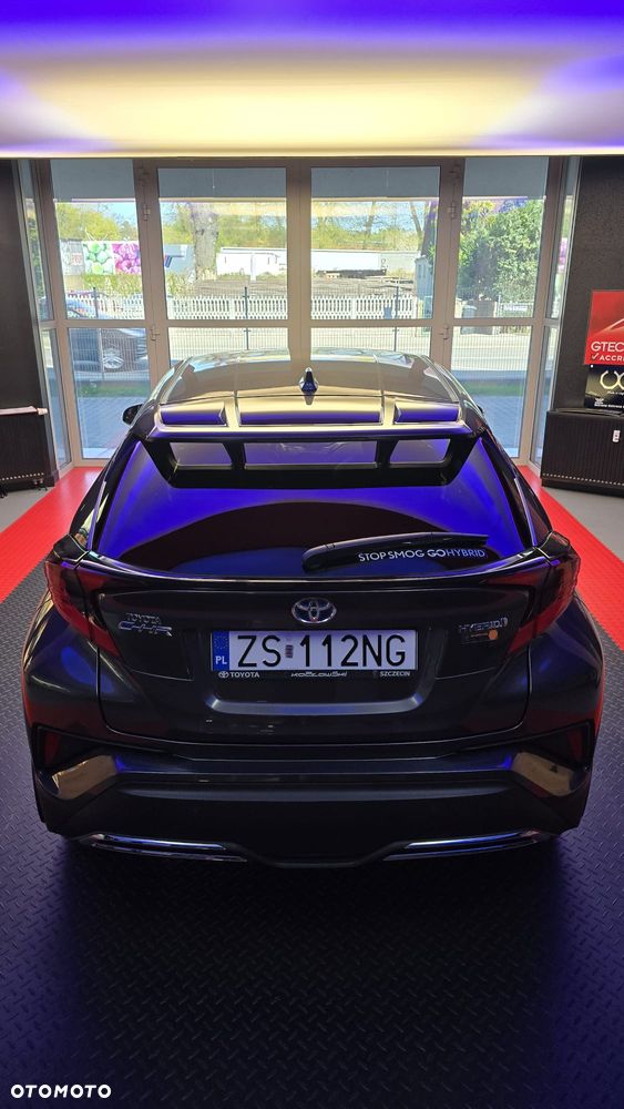 Toyota C-HR 2.0 Hybrid Executive - 3