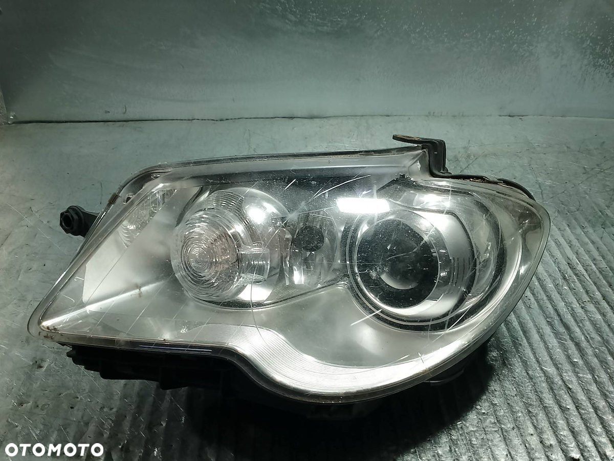 LAMPA PRZÓD LEWA XENON VW TOURAN I LIFT 1T1941751A  0301233281 1.4 TFSI - 1