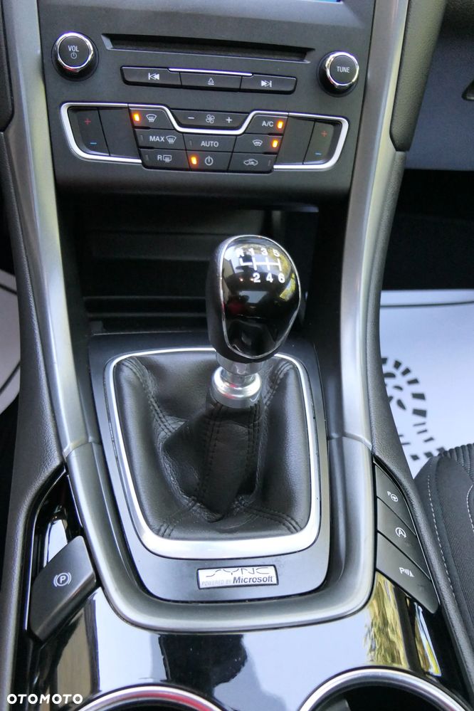 Ford Mondeo 1.5 TDCi ECOnetic Titanium - 34