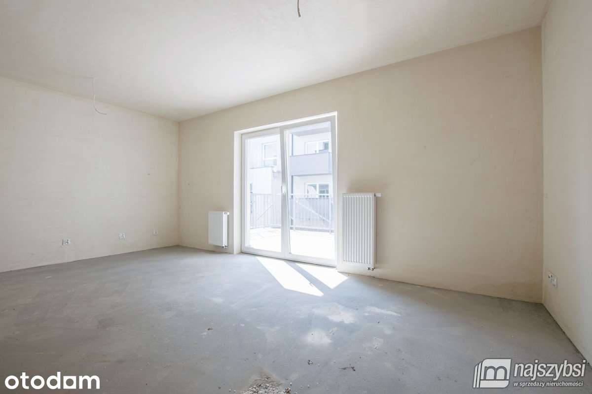 Goleniów-kawalerka z tarasem stan dewelop. 32,3m2