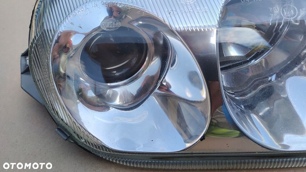 Alfa Romeo GTV Spider lampa prawa.Reflektor. - 3