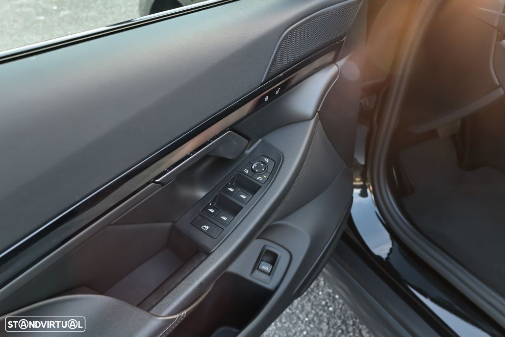 BMW i5 eDrive40 Pack Desportivo M Pro - 18