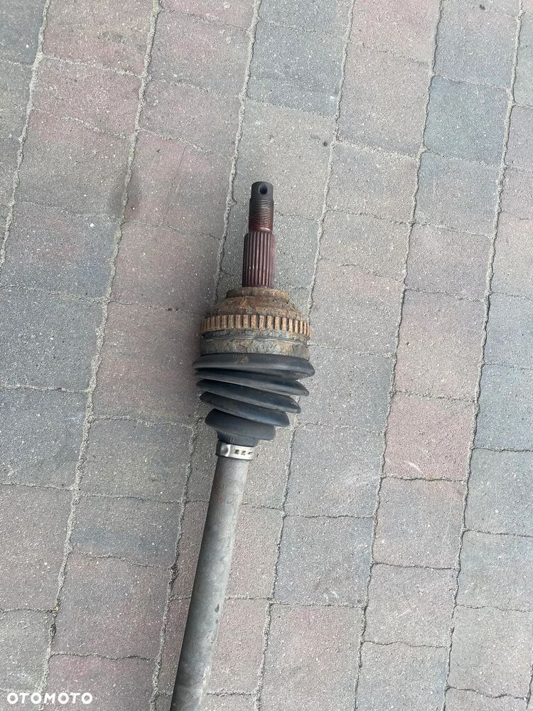 CHRYSLER VOYAGER IV PÓŁOŚ PRAWA PRZEDNIA 2.8CRD AUTOMAT - 3