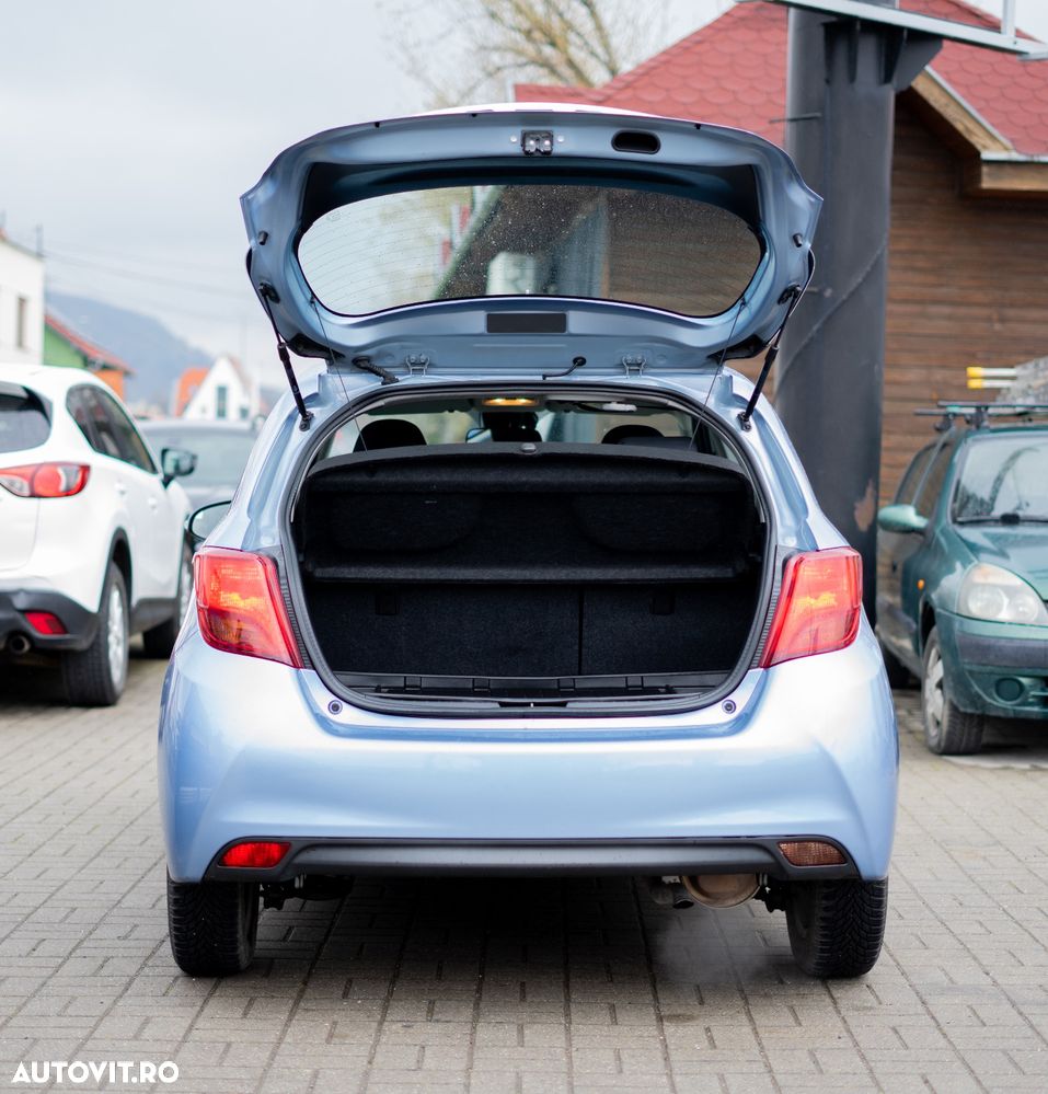 Toyota Yaris - 7